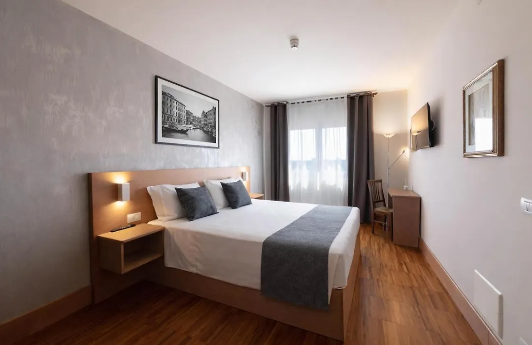 Torre Antica Venice Airport Hotel-1